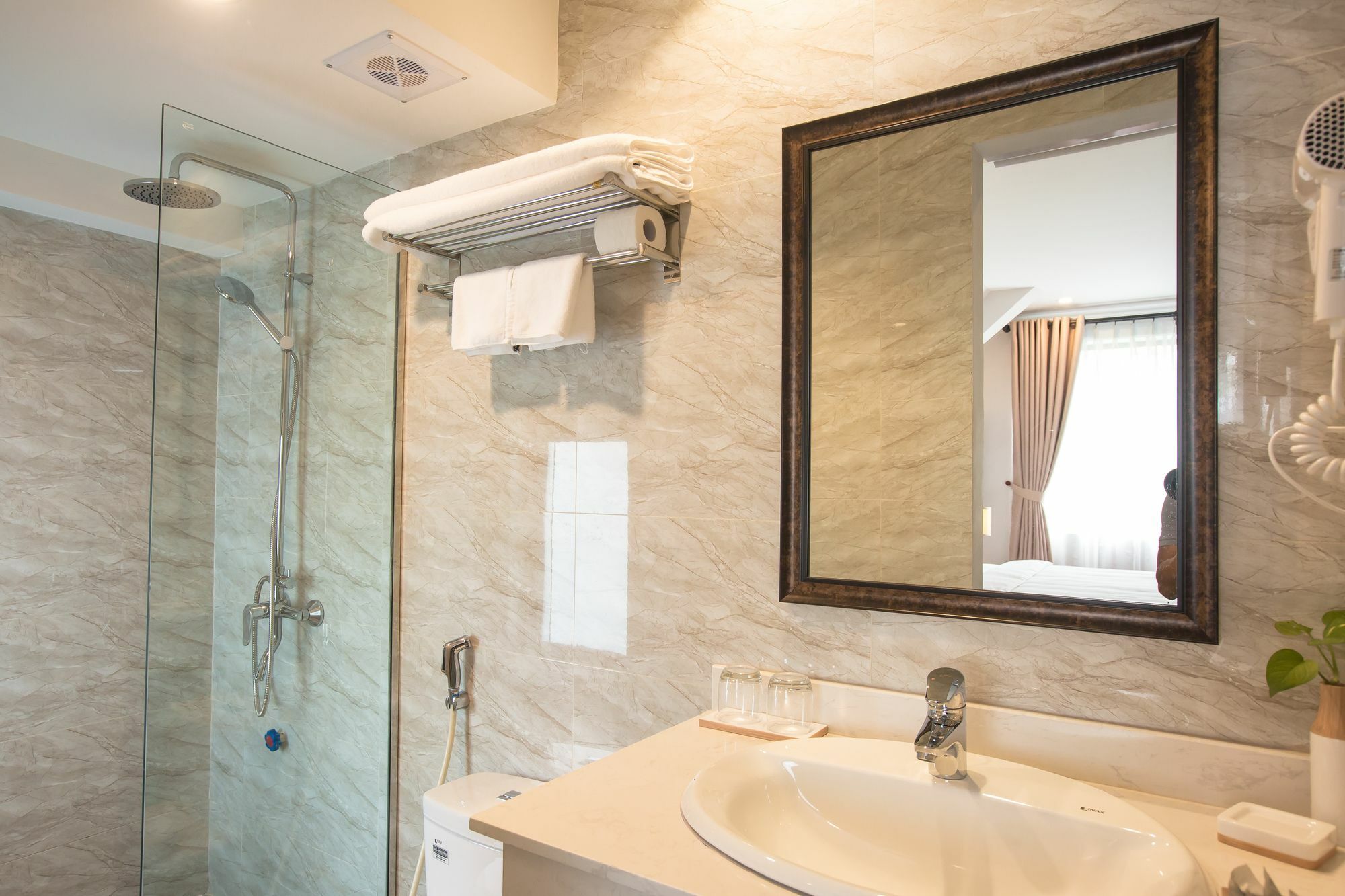 Dinh Elegant Hanoi Hotel Exterior foto